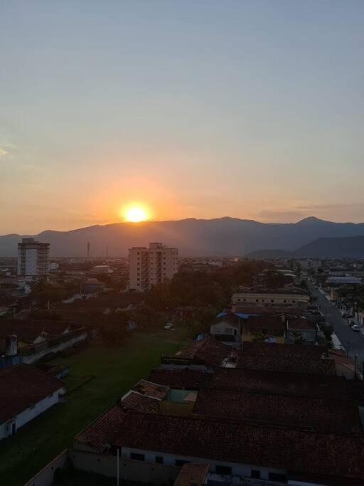 Apto Aconchegante Beira Mar Com Ar No Quarto Solemar Esterno foto